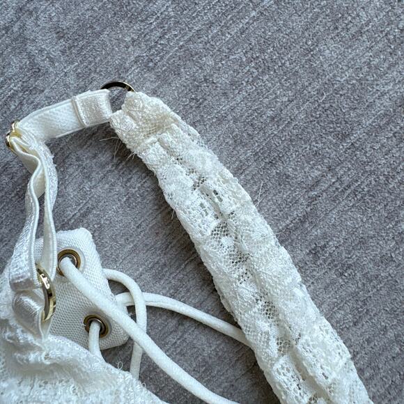 Bydee Lace Set - Picture 6 of 6